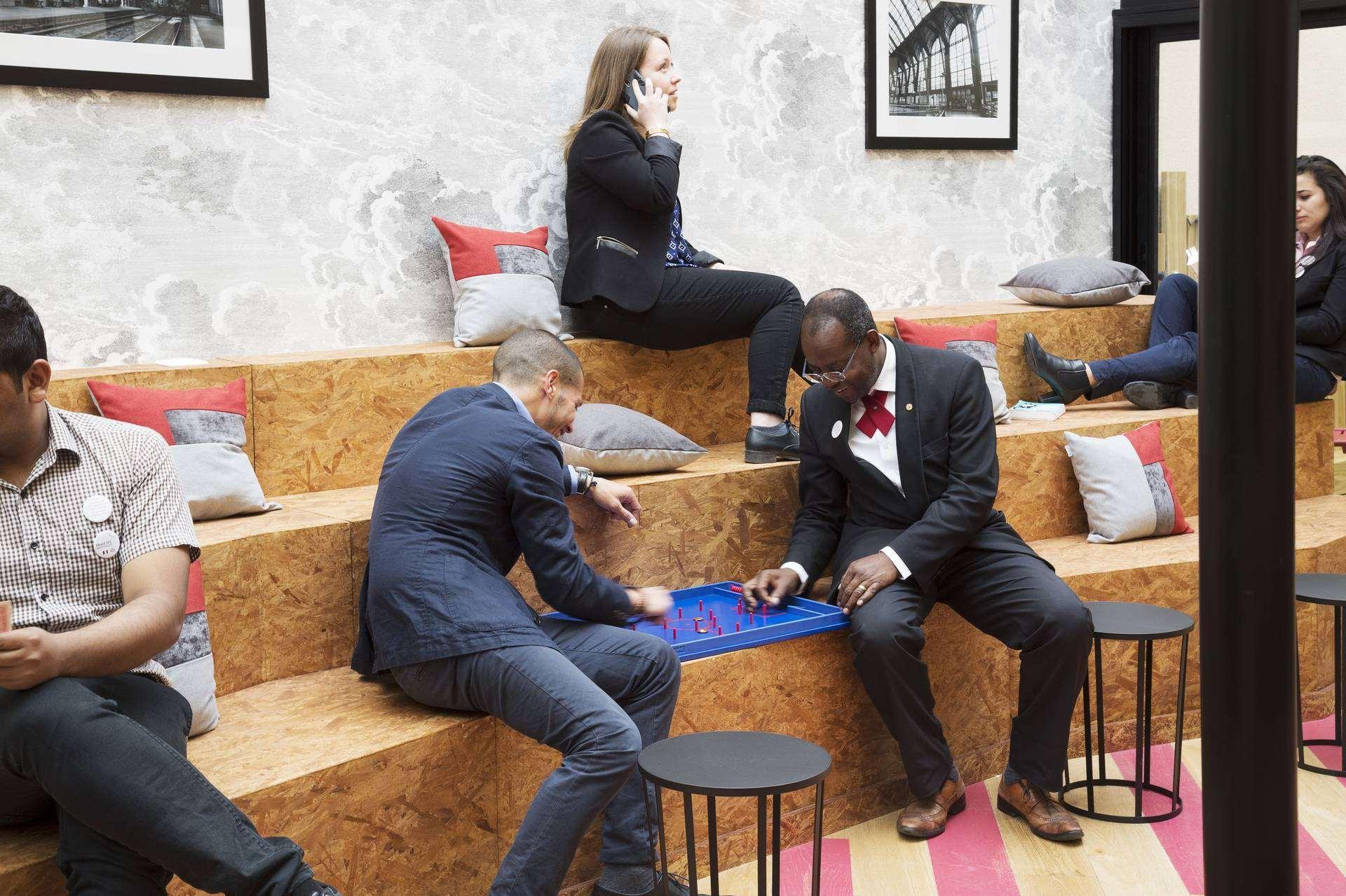 Hotel Izzy Issy-les-Moulineaux Kültér fotó
