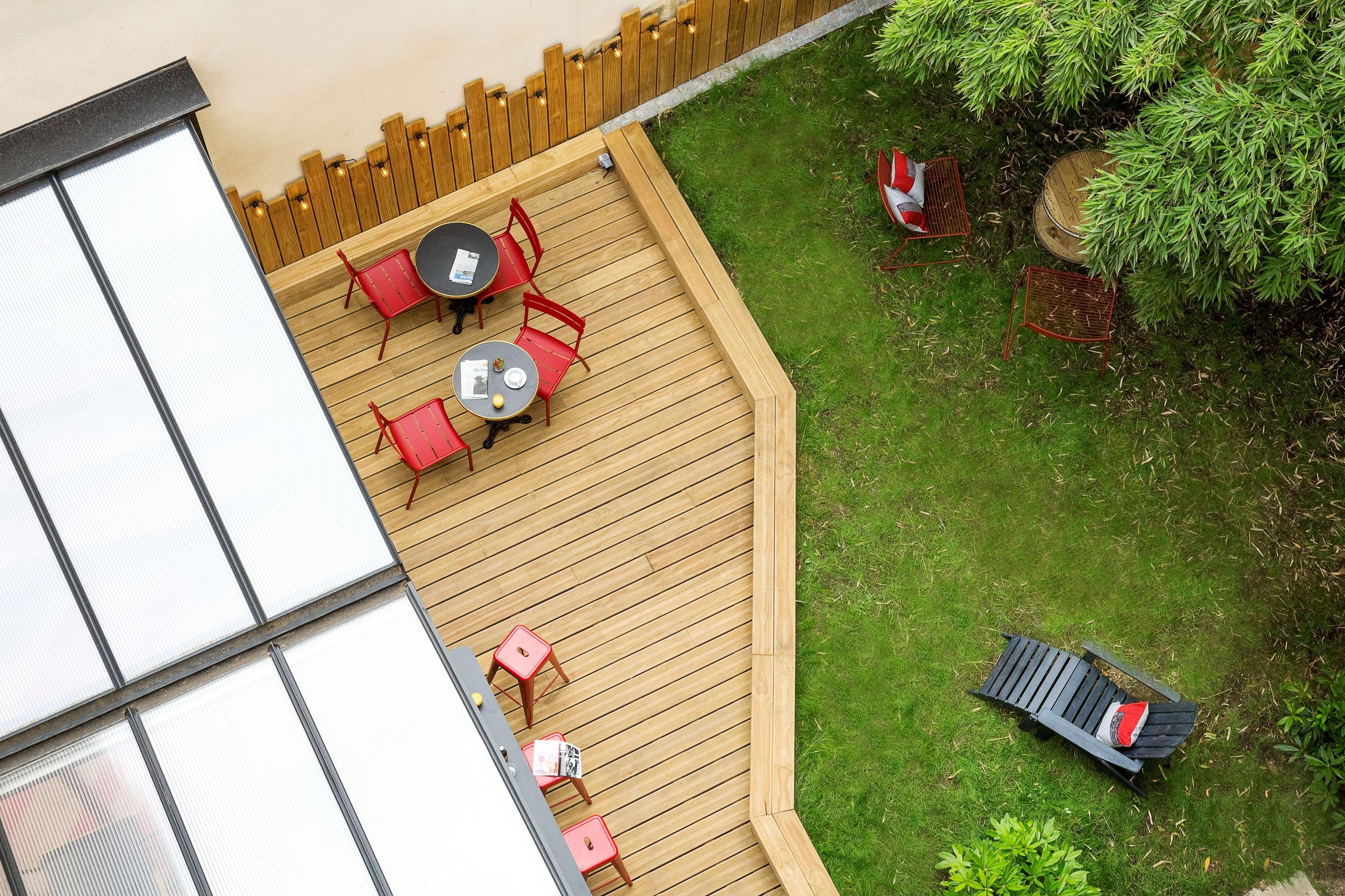 Hotel Izzy Issy-les-Moulineaux Kültér fotó
