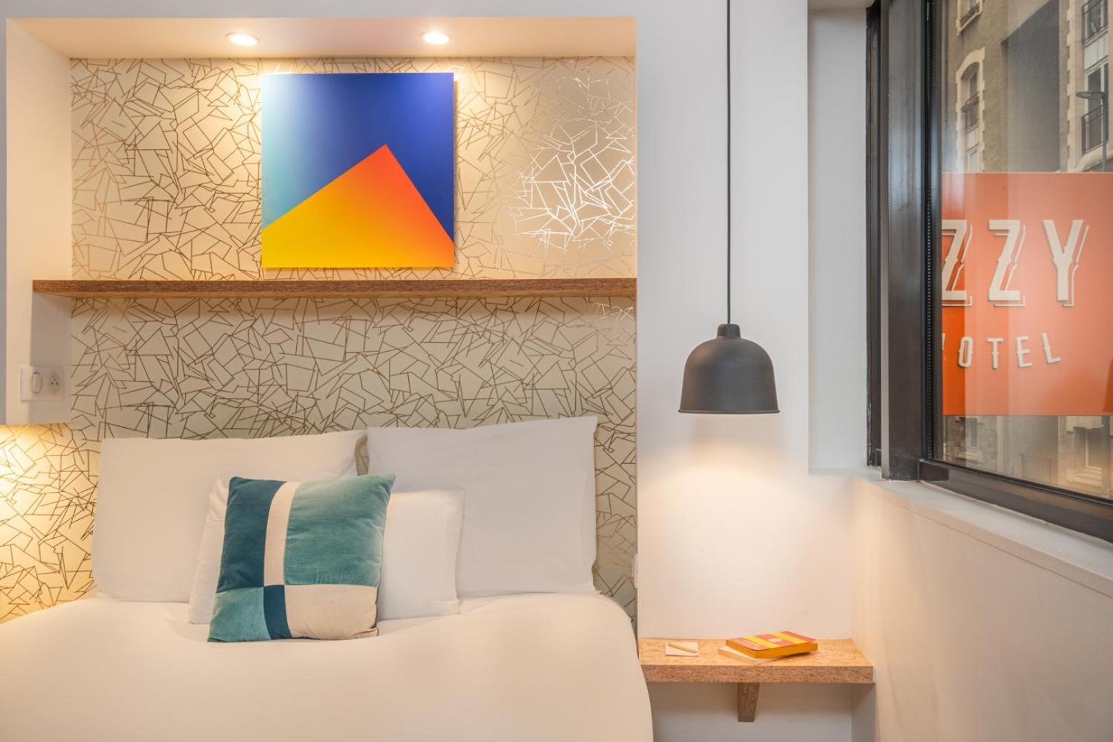 Hotel Izzy Issy-les-Moulineaux Kültér fotó