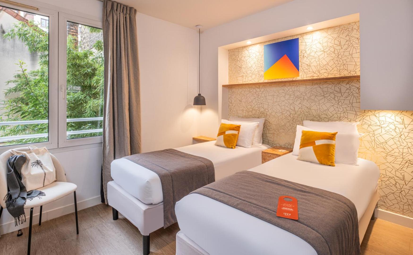 Hotel Izzy Issy-les-Moulineaux Kültér fotó