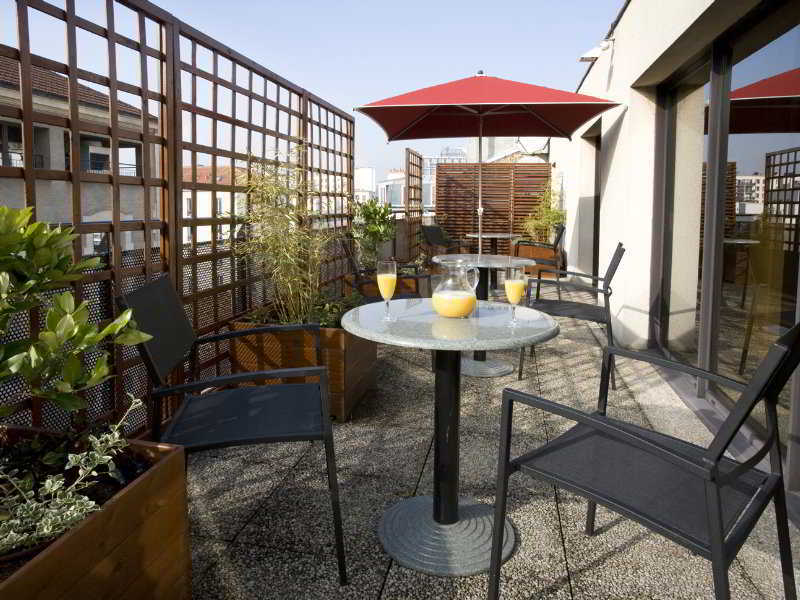 Hotel Izzy Issy-les-Moulineaux Kültér fotó