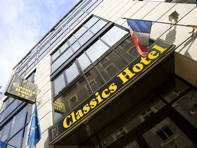 Hotel Izzy Issy-les-Moulineaux Kültér fotó